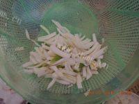 家常菜白菜梗炒肉做法图解1)