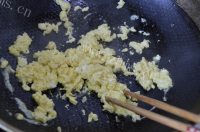 DIY鸡蛋酱拌面做法图解5)