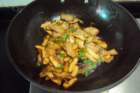 家常菜五花肉炒香干