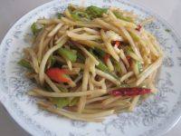 家常菜鱼香土豆丝