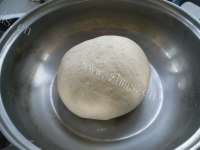 美味的牛奶早餐面包做法图解3)
