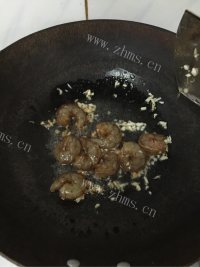 家常菜虾仁西兰花做法图解6)