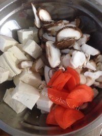 家常菜香菇豆腐做法图解1)