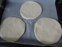 美味火鸡小披萨做法图解7)