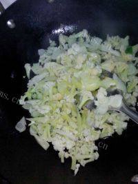 家常素炒菜花做法图解4)