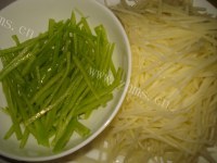 色香味俱全的醋溜土豆丝做法图解1)