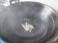「DIY美食」芹菜炒肉做法图解10)
