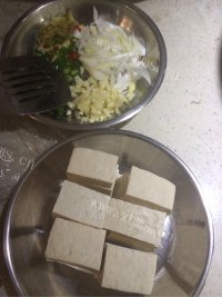 家常菜煎豆腐做法图解1)