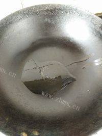 美味的鸡蛋卷饼做法图解2)