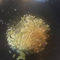 诱人的蚂蚁上树做法图解3)