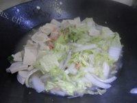 在家做的白菜炖豆腐做法图解10)