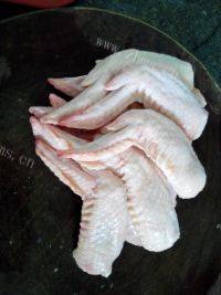 美味的奥尔良烤鸡翅做法图解1)