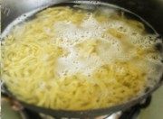 美味的清汤玉米杂粮面做法图解2)