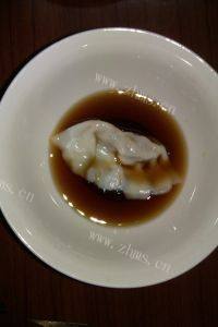 自己做的香菇猪肉饺子