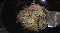 家常菜双椒土豆丝
