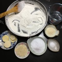美味的奶香椰蓉老婆饼做法图解1)