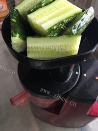 好喝的蜂蜜黄瓜饮做法图解1)