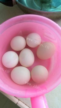 美味的茶叶蛋做法图解4)