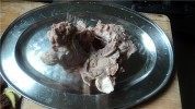 鱼腥草鲫鱼汤做法图解1)