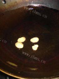 鱼头豆腐汤做法图解2)