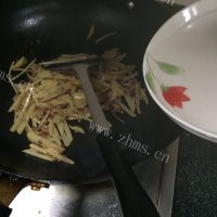 家常土豆丝做法图解5)