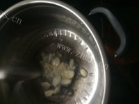 美味的土豆烧鸡腿做法图解3)