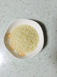 美味的紫薯银耳粥做法图解3)