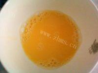美味的番茄紫菜蛋花汤做法图解3)