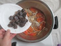 营养海参菌菇蛋花汤做法图解8)