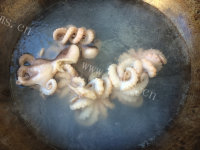 好吃的香辣八带鱼做法图解2)