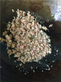 美味的黑三剁做法图解8)