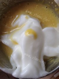 色香味俱全的北海道戚风蛋糕做法图解4)