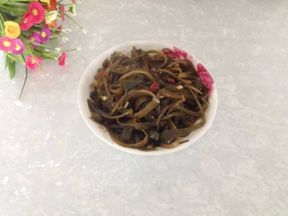 回味无穷的凉拌海带丝