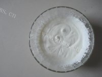 美味的椰子慕斯蛋糕做法图解5)