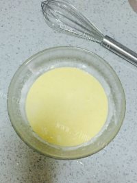 口感丰富的奶香玉米饼做法图解2)