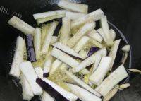 妈妈教我做红烧茄子做法图解5)