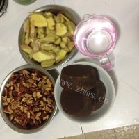 暖暖的红糖姜枣膏做法图解1)