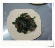 喷香的荠菜饺子做法图解4)