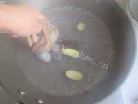 美味的凉拌八爪鱼做法图解5)