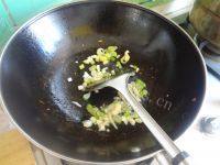 好味的蚝油菜心做法图解4)