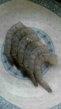 自制黄金虾球做法图解1)