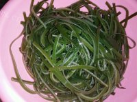 美味的蒜泥海带做法图解1)