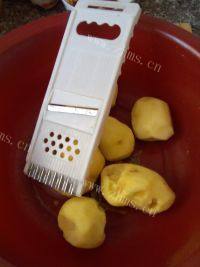 家常土豆丝做法图解2)