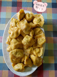 漂亮的橙色饺子做法图解9)