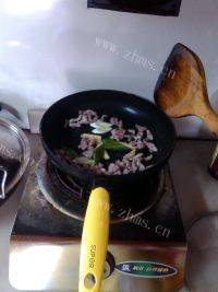 简单版芹菜炒肉丝做法图解8)