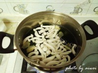 鲜咸的鲜虾味噌汤做法图解7)