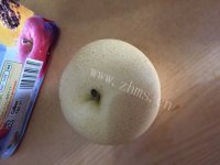 自制冰糖炖雪梨做法图解1)