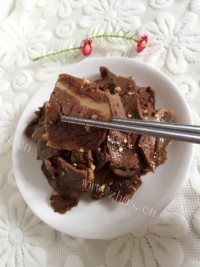 回味无穷的凉拌牛肉做法图解9)