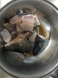 家庭版酸菜鱼做法图解2)
