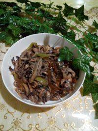 家常菜蘑菇炖粉条